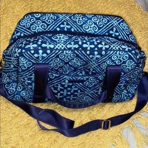 Vera Bradley small travel bagg